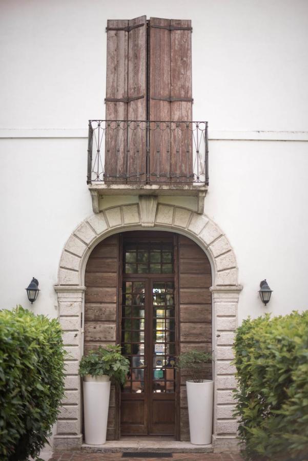 La Celeste Galeria Mantua Exterior foto